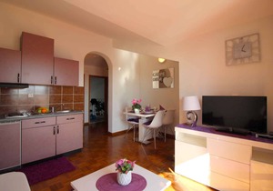 Holiday apartment with air conditioning