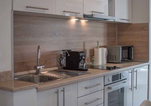 Holiday apartment with communal pool and air conditioning