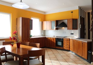 Holiday apartment with large garden