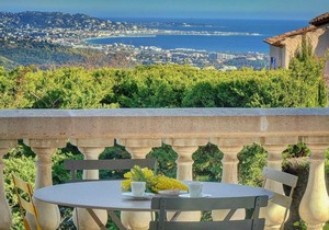 Holiday house Les Adrets de l'Estérel for 1 - 8 persons with 4 bedrooms - Holiday house
