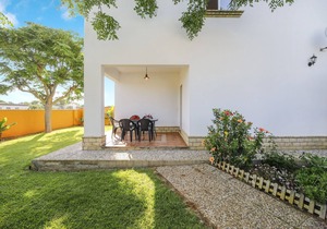 Holiday Home "Los Paraisos 3" with Sea View, Wi-Fi, Garden, Terrace & Shared Pool