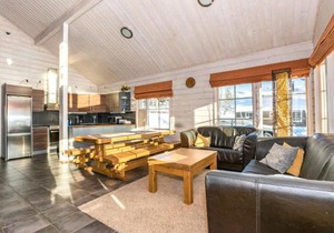 Holiday Home Aurinko-saaga 4 paritalo by Interhome