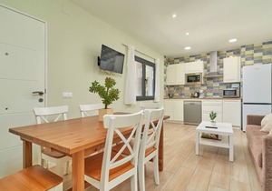 Holiday Home Era del Puerto 3 with Mountain View, Shared Pool & Wi-Fi