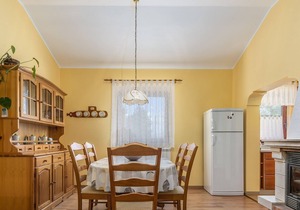 Holiday home Fragola with Outdoor Swimmingpool in Tinjan