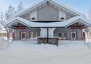 Holiday Home Hallantytär b3 paritalo inc- 2 ski ticke by Interhome