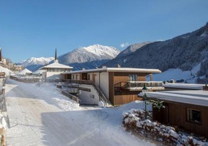 Holiday Home in Königsleiten with Swimming Pool