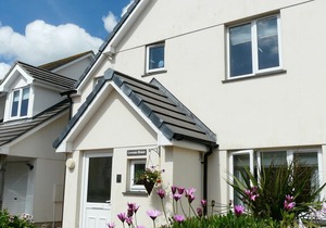 Holiday Home In Mullion, Lizard Peninsula, Cornwall, Uk . * FREE BOAT RIDE.