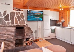 Holiday Home Lomasyväri 810 by Interhome