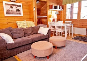 Holiday Home Lomasyväri 810 by Interhome