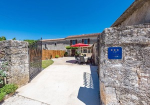 Holiday Home Matesini