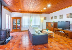 Holiday Home Requesens by Interhome
