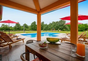 Holiday Home Villa Frankovići by Interhome