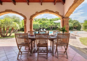 Holiday home with air conditioning