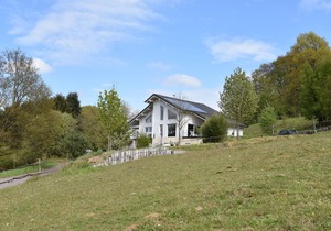 Holiday home with beautiful view on the village