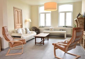 Holiday Home with pond in Poperinge