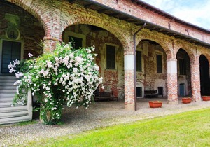 Holiday house Vaprio d'Agogna for 1 - 14 persons with 5 bedrooms - Castle