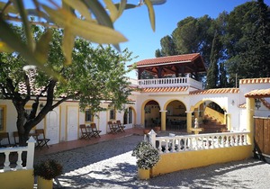 Holiday house Aigües for 1 - 6 persons with 3 bedrooms - Holiday home