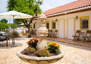 Holiday house Aigües for 1 - 6 persons with 3 bedrooms - Holiday home