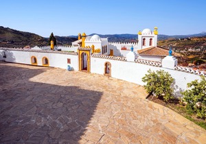 Holiday house Alcaucin for 1 - 6 persons with 3 bedrooms - Row house