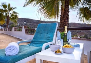 Holiday house Alcaucin for 1 - 8 persons with 4 bedrooms - Holiday house