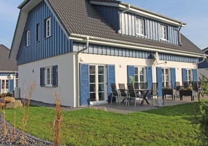 Holiday house Altefähr for 1 - 6 persons with 3 bedrooms - Twin house