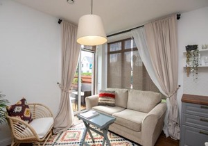 Holiday House Apartments