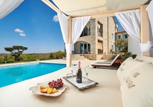 Holiday house Buje for 8 persons with 4 bedrooms - Holiday house