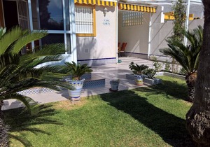 Holiday house with garden, close to the beach, for 6 people