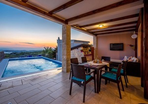 Holiday house Jablanac for 1 - 4 persons with 2 bedrooms - Holiday house
