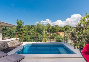 Holiday House Lidia i Rina with pool