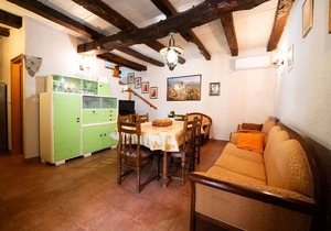 Holiday house Svetvinčenat for 1 - 5 persons with 2 bedrooms - Twin house