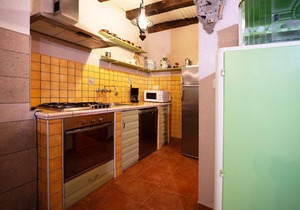 Holiday house Svetvinčenat for 1 - 5 persons with 2 bedrooms - Twin house