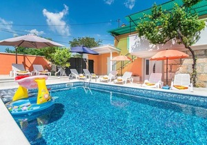Holiday House Vlahovich