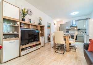 Holiday House Vlahovich