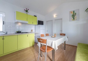Holiday house with private pool No.4 in holiday park Jelovci