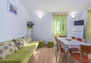 Holiday house with private pool No.7 in holiday park Jelovci