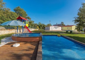 Holiday house with private pool No.2 in holiday park Jelovci
