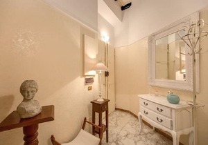 Holiday-in Trevi