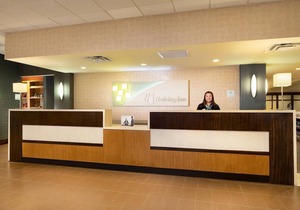 Holiday Inn and Suites Charleston West, an IHG Hotel