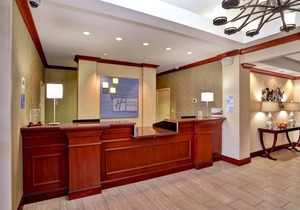Holiday Inn Express Hotel & Suites Grand Rapids-North, an IHG Hotel