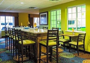 Holiday Inn Express Hotel & Suites Acme-Traverse City, an IHG Hotel