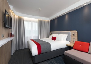 Holiday Inn Express Milton Keynes, an IHG Hotel