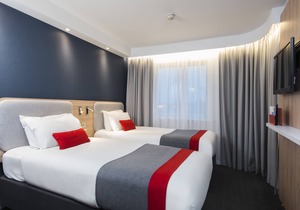Holiday Inn Express Milton Keynes, an IHG Hotel