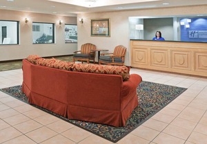 Holiday Inn Express & Suites Alliance, an IHG Hotel