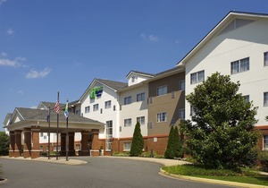 Holiday Inn Express & Suites Charlottesville - Ruckersville, an IHG Hotel