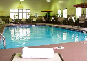 Holiday Inn Express and Suites Vineland Millville, an IHG Hotel