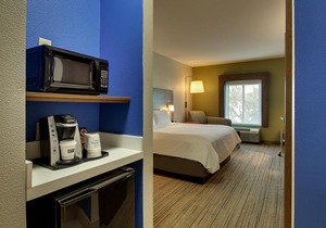 Holiday Inn Express Hotel & Suites Austell Powder Springs
