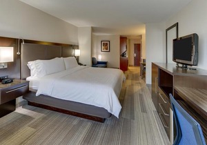 Holiday Inn Express Hotel & Suites Dayton-Centerville
