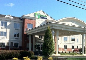 Holiday Inn Express Hotel & Suites Vineland Millville, an IHG Hotel