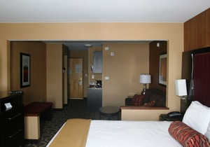 Holiday Inn Express Hotel & Suites Vineland Millville, an IHG Hotel